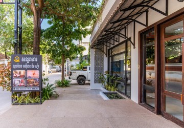 18 Bedroom Hotel For Sale - Slor Kram, Siem Reap thumbnail
