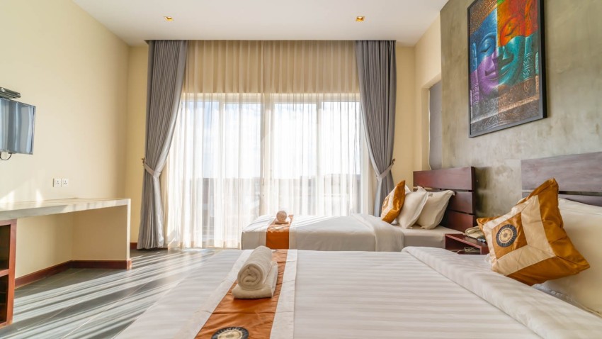 18 Bedroom Hotel For Sale - Slor Kram, Siem Reap