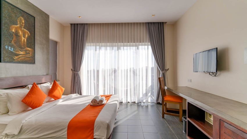 18 Bedroom Hotel For Sale - Slor Kram, Siem Reap