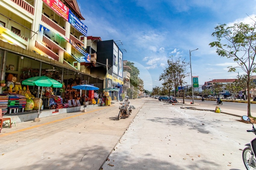 6 Bedroom Commercial Shophouse For Rent - National Road 6, Siem Reap