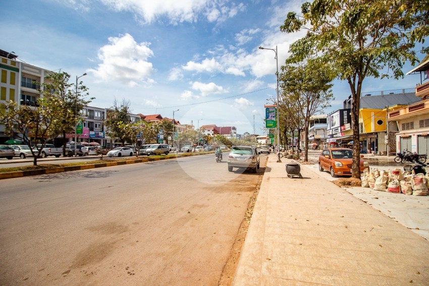 6 Bedroom Commercial Shophouse For Rent - National Road 6, Siem Reap