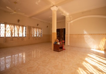 7 Bedroom Commercial Shophouse For Rent- Sok San Road, Siem Reap thumbnail