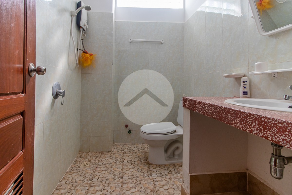 7 Bedroom Commercial Shophouse For Rent- Sok San Road, Siem Reap - Image 17