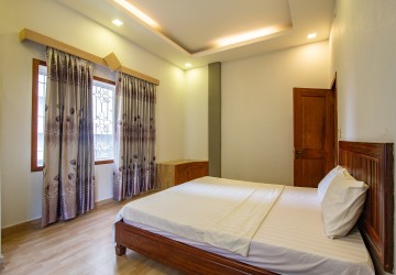 4 Bedroom Townhouse For Rent, South of Russian Market, Phnom Penh thumbnail