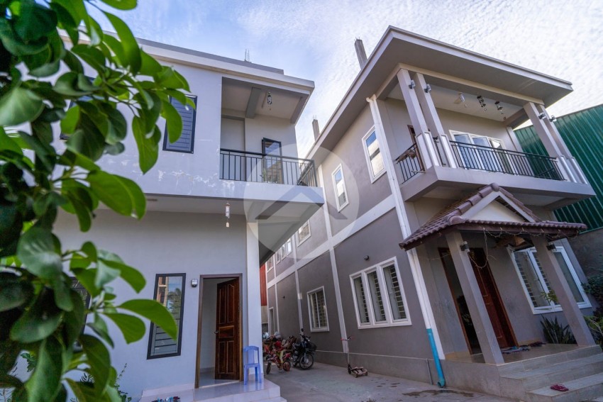 2 House Compound For Rent - Night Market Area, Siem Reap