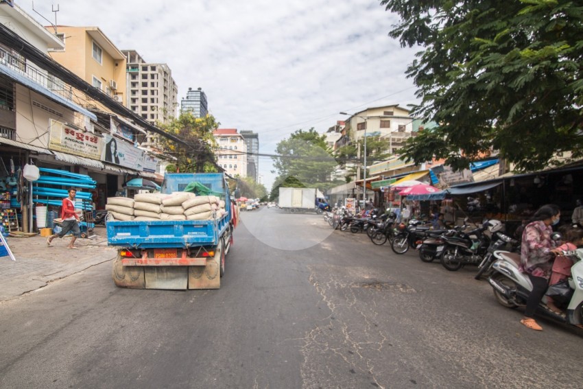 1 Bedroom Flat For Rent - Boeung Raing, Phnom Penh