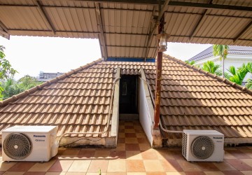 4 Bedroom Villa For Rent - Chroy Changvar, Phnom Penh thumbnail