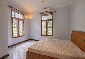 4 Bedroom Villa For Rent - Chroy Changvar, Phnom Penh thumbnail