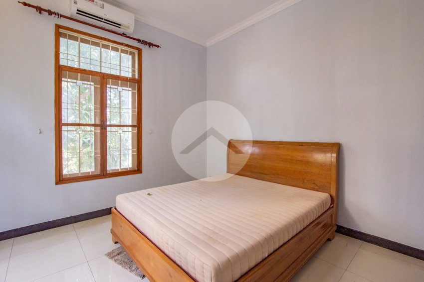 4 Bedroom Villa For Rent - Chroy Changvar, Phnom Penh