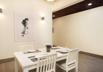 3 Bedroom Serviced Apartment For Rent - BBK1, Phnom Penh thumbnail