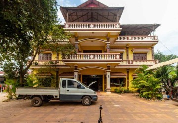 24 Bedroom Villa For Rent - Slor Kram, Siem Reap thumbnail