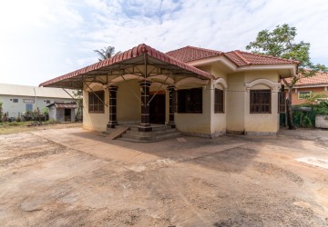 973 Sqm Residential Land For Sale - Svay Dangkum, Siem Reap thumbnail