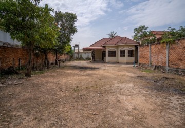 973 Sqm Residential Land For Sale - Svay Dangkum, Siem Reap thumbnail