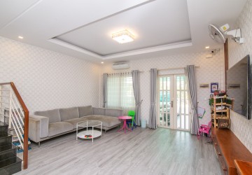 4 Bedroom Link House For Sale - Borey Varina,  Khan Meanchey, Phnom Penh thumbnail