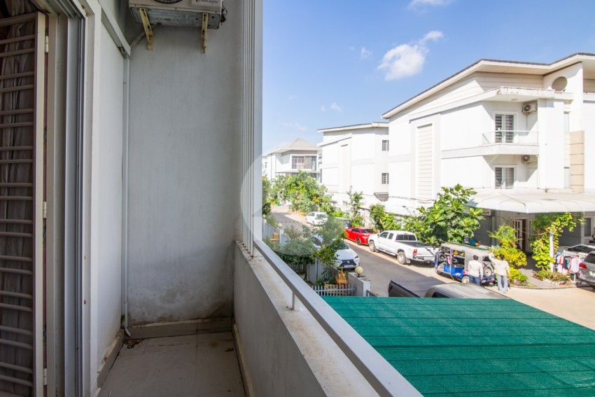 4 Bedroom Link House For Sale - Borey Varina,  Khan Meanchey, Phnom Penh