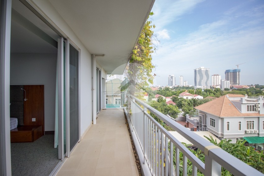 4 Bedroom Serviced Apartment For Rent - Chroy Changvar, Phnom Penh