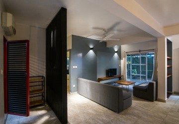 Renovated 2 Bedroom Apartment For Rent - Tonle Bassac, Phnom Penh thumbnail