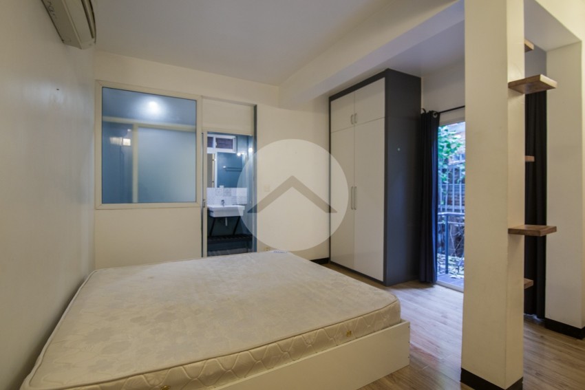 Renovated 2 Bedroom Apartment For Rent - Tonle Bassac, Phnom Penh