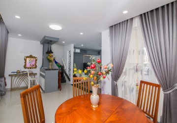 4 Bedroom Link House For Sale - Borey Orkide Botanic City, Chroy Changvar, Phnom Penh thumbnail