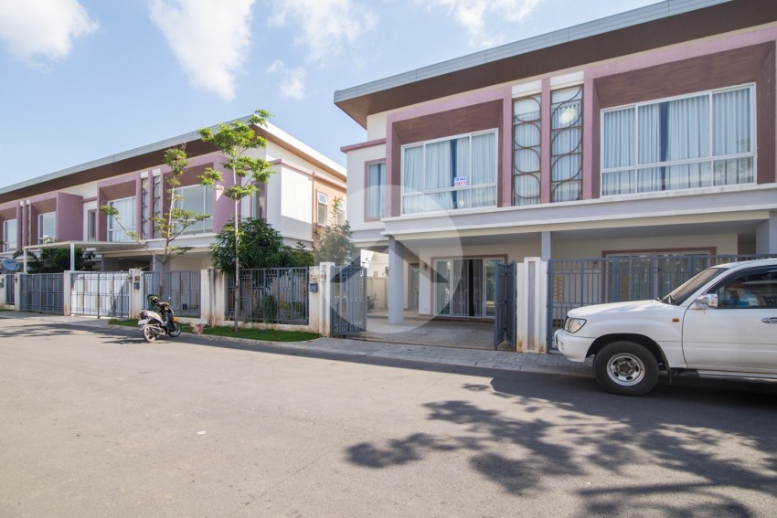 4 Bedroom Link House For Sale - Borey Orkide Botanic City, Chroy Changvar, Phnom Penh