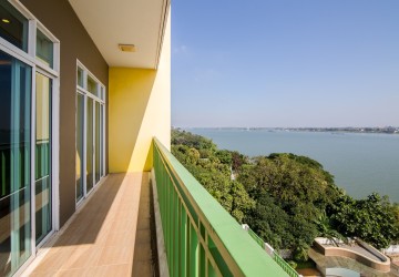 Studio Condo For Rent - Chroy Changvar-Phnom Penh thumbnail