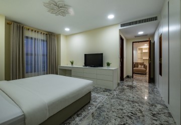 1 Bedroom Penthouse Serviced Apartment For Rent - BKK1, Phnom Penh thumbnail