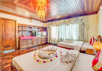 27 Bedroom Hostel For Rent - Night Market Area, Siem Reap thumbnail