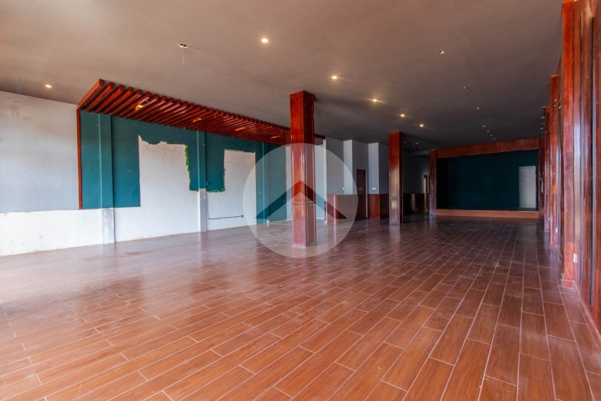 4 Bedroom Commercial Villa For Rent - Svay Dangkum, Siem Reap