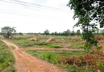 17.9 Ha Land For Sale - Ou, Kampong Speu thumbnail