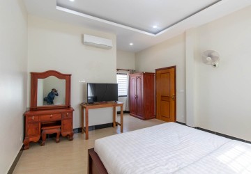 1 Bedroom Apartment For Rent - Svay Dangkum, Siem Reap thumbnail