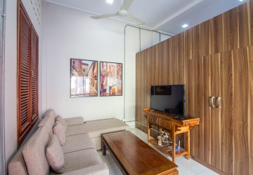 Renovated Studio Room For Rent - Phsar Kandal 2, Phnom Penh thumbnail