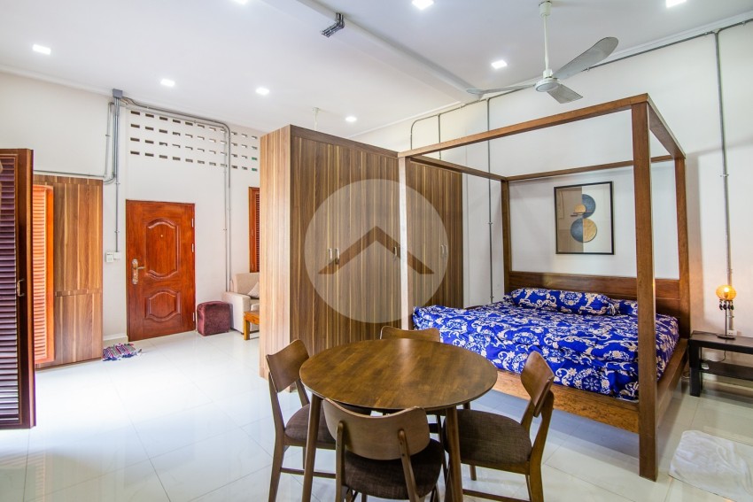 Renovated Studio Room For Rent - Phsar Kandal 2, Phnom Penh