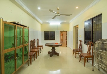 10 Bedroom Villa For Sale - Tonle Bassac, Phnom Penh thumbnail