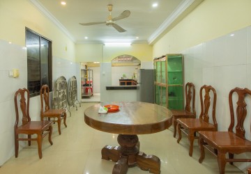 10 Bedroom Villa For Sale - Tonle Bassac, Phnom Penh thumbnail