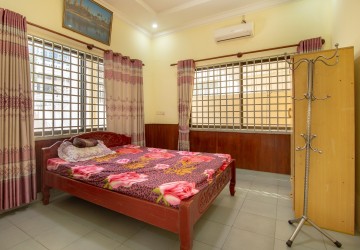 10 Bedroom Villa For Sale - Tonle Bassac, Phnom Penh thumbnail