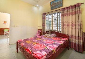 10 Bedroom Villa For Sale - Tonle Bassac, Phnom Penh thumbnail