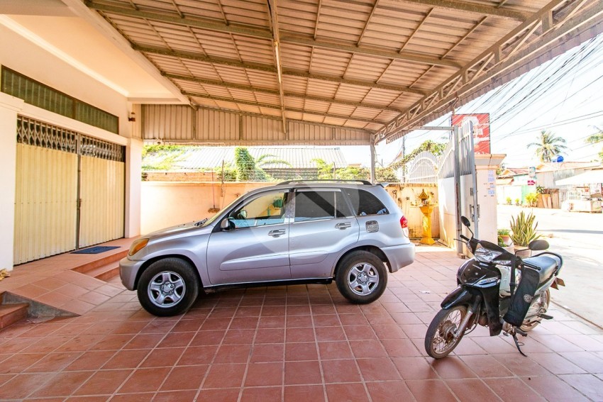 8Bedroom House For rent in  Svay Dangkum, Siem Reap