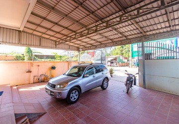 8Bedroom House For rent in  Svay Dangkum, Siem Reap thumbnail