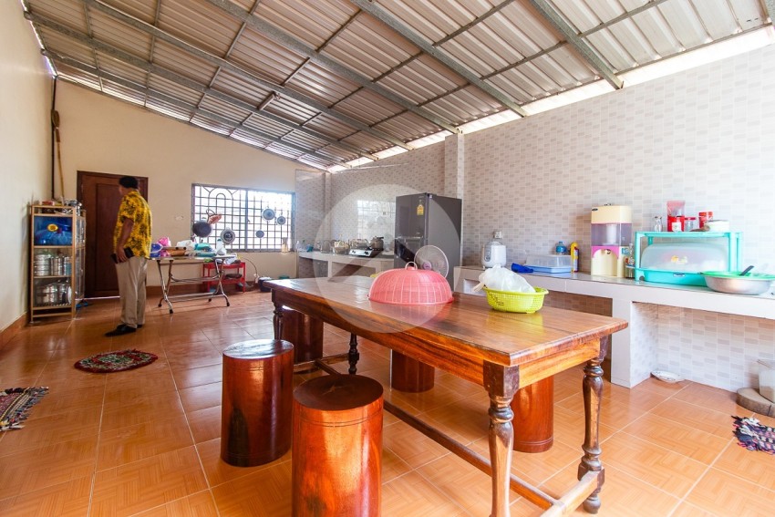 8Bedroom House For rent in  Svay Dangkum, Siem Reap