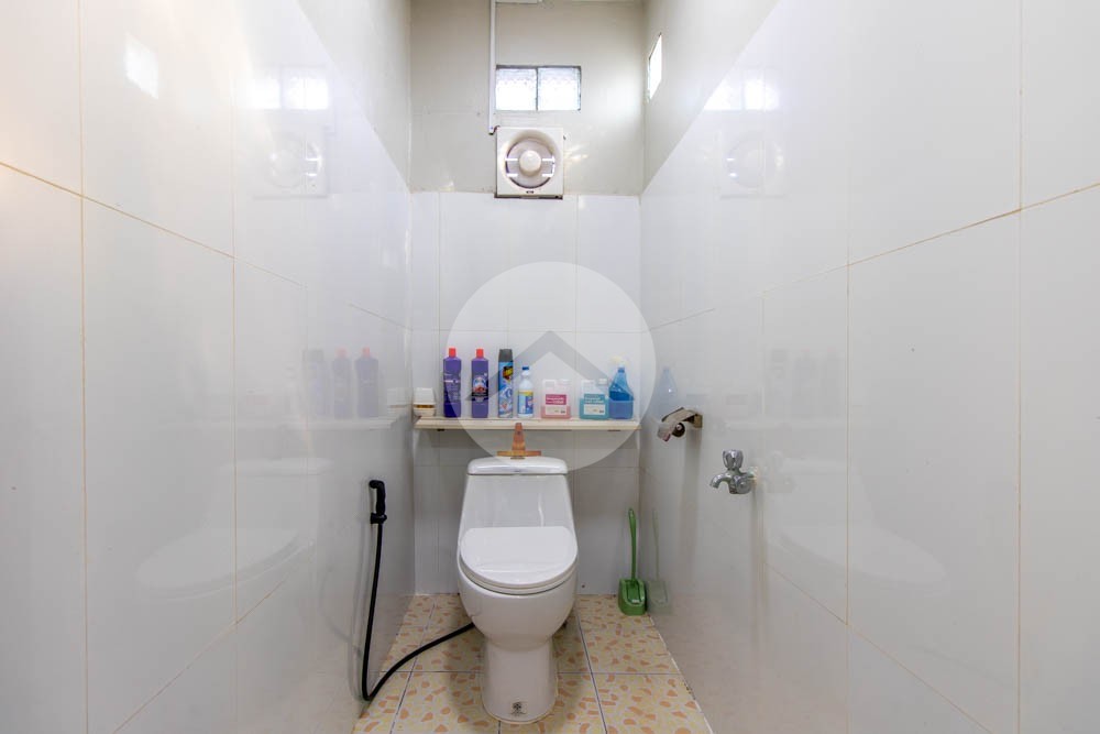 2 Bedroom Villa For Rent - Svay Dangkum, Siem Reap - Image 13