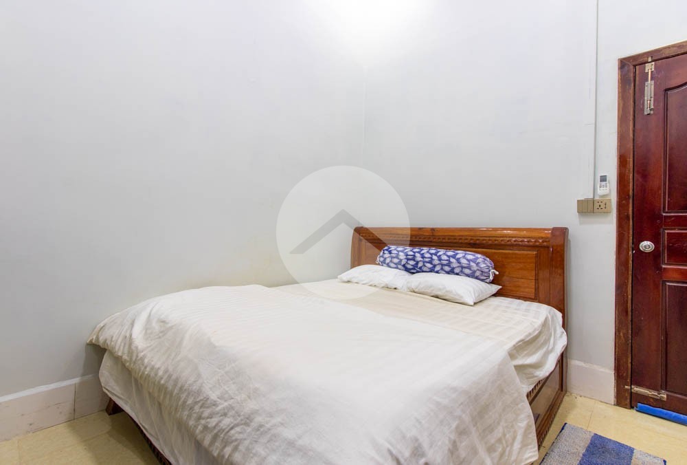 2 Bedroom Villa For Rent - Svay Dangkum, Siem Reap - Image 2