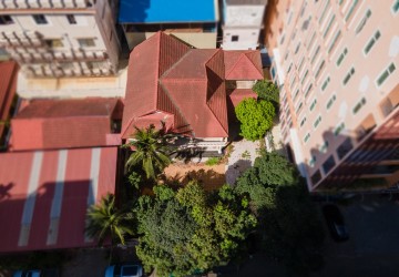 4 Bedroom Villa For Sale - Toul Tom Pong, Phnom Penh thumbnail