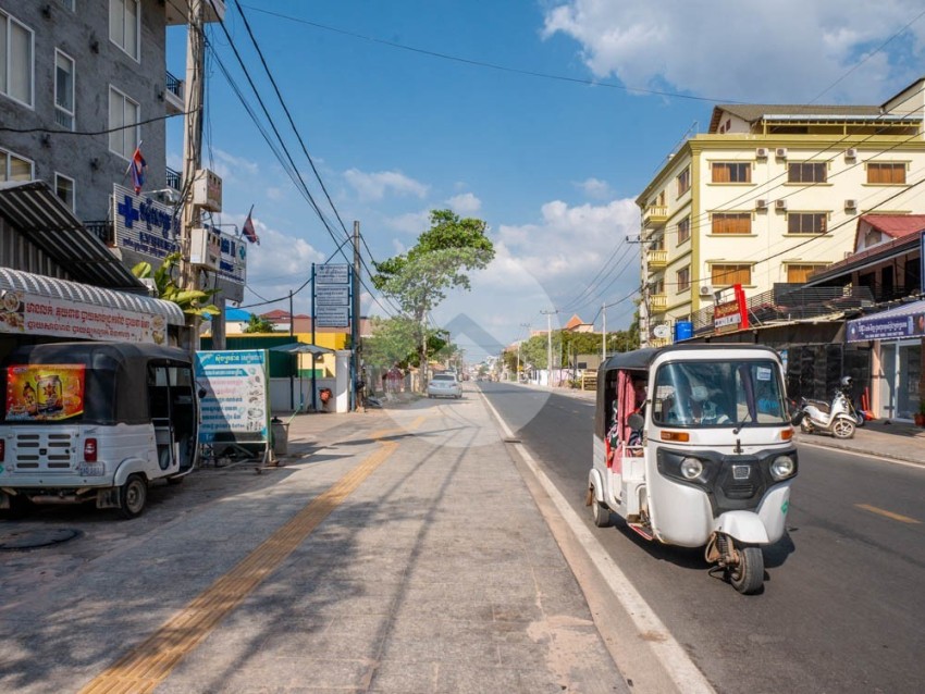 6 Bedroom Commercial Shophouse For Rent - Svay Dangkum, Siem Reap