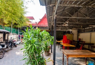 6 Bedroom Commercial Shophouse For Rent - Svay Dangkum, Siem Reap thumbnail