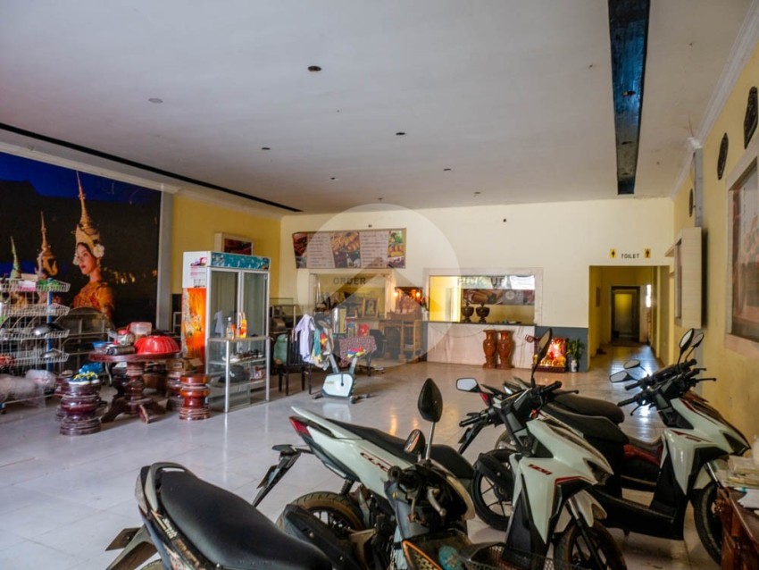 6 Bedroom Commercial Shophouse For Rent - Svay Dangkum, Siem Reap