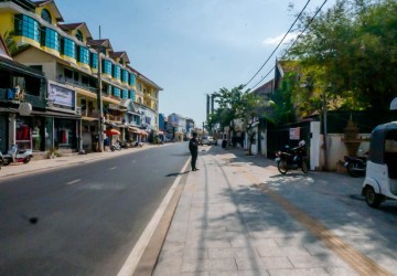 6 Bedroom Commercial Shophouse For Rent - Svay Dangkum, Siem Reap thumbnail