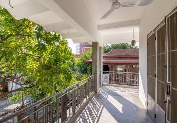 4 Bedroom Villa For Rent - Boeung Trabek, Phnom Penh thumbnail