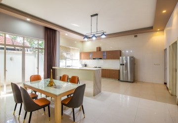 7 Bedroom Villa For Rent - Tonle Bassac, Phnom Penh thumbnail