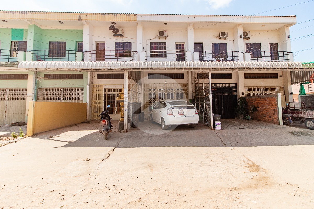3 Bedroom Flat For Sale - Svay Dangkum, Siem Reap - Image 13