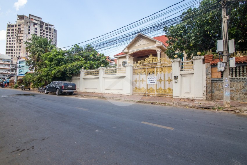 6 Bedroom Villa For Rent - Boeung Kak 1, Phnom Penh